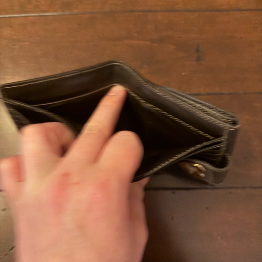 Gucci Brown and Gold Wallet - Picture 6 of 6